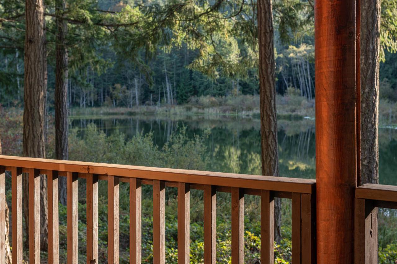 Cusheon Lake Resort Ganges Exterior photo